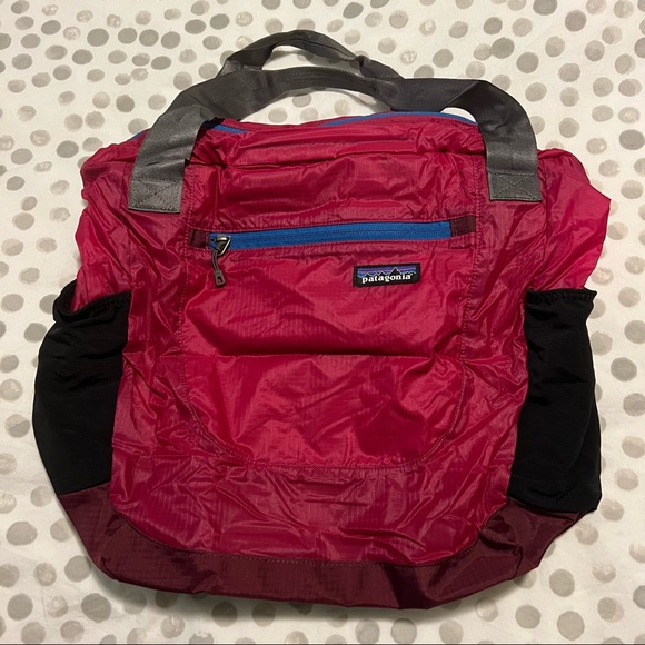 Patagonia Handbags - NWT The Patagonia Lightweight Travel Tote in Pink with Blue Zippers